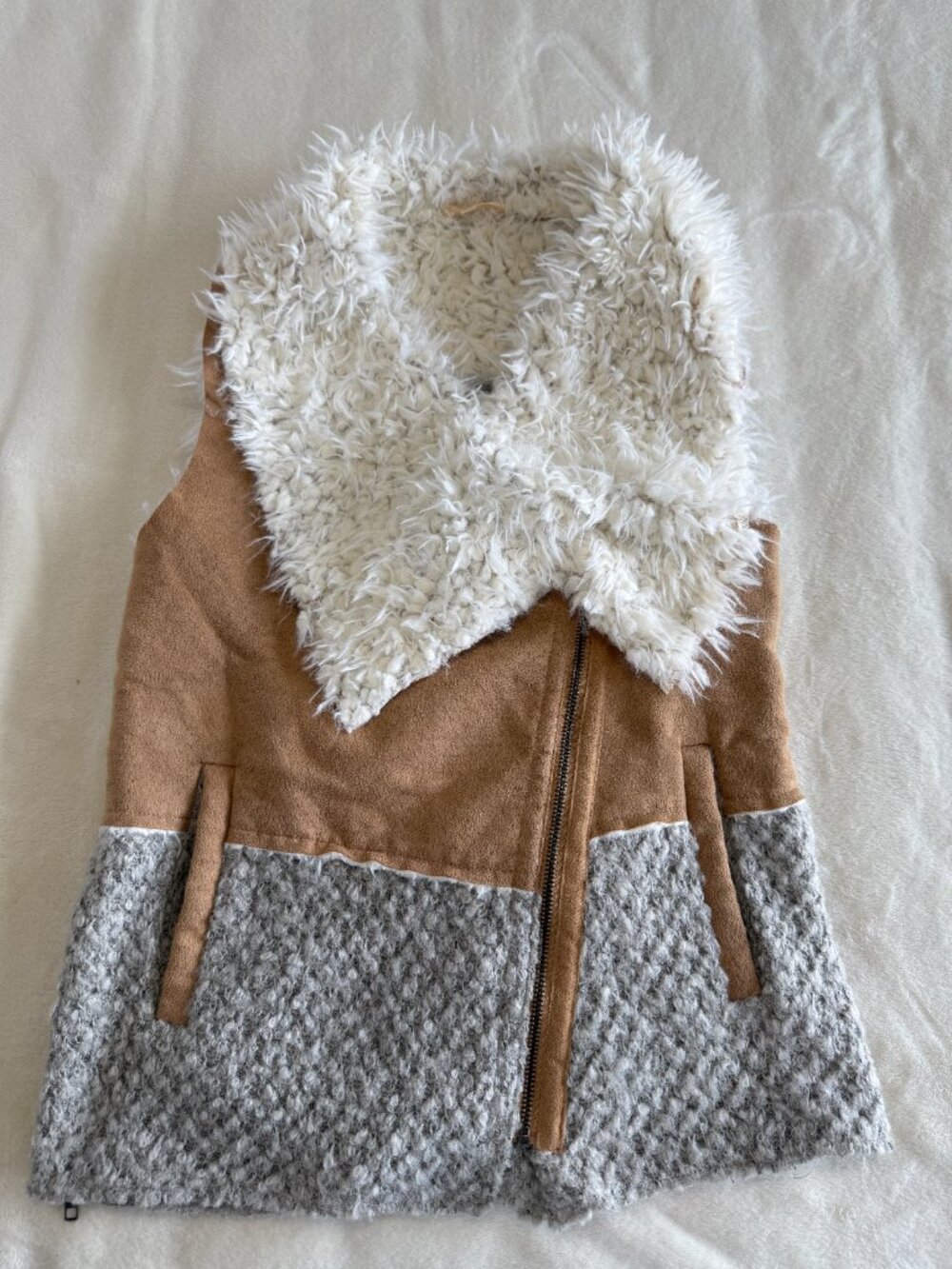 Mystree Faux Fur Sherpa Vest M Boho Asymmetrical Zip Suede Colorblock